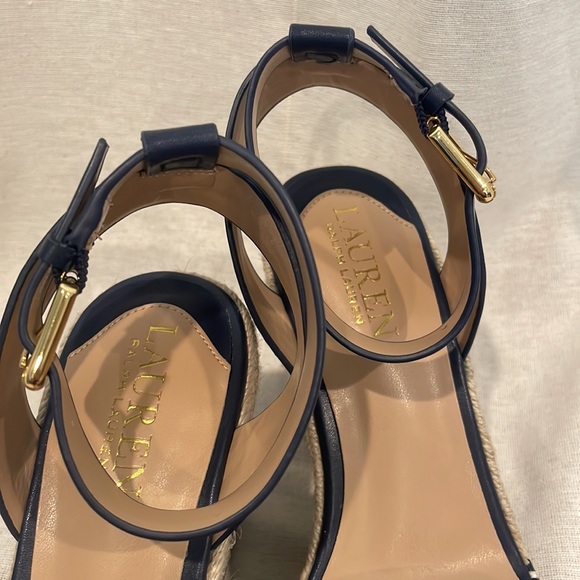 Lauren Ralph Lauren navy wedges - Picture 6 of 8